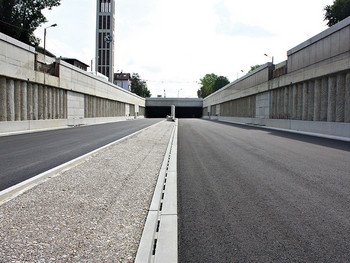 Monachium, tunel Luise-Kiesselbach Monachium, tunel Luise-Kiesselbach