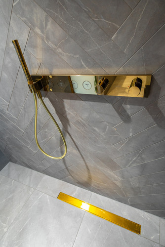 Showroom Plieger Arnhem 2021 ACO ShowerDrain C Colours Gold 8