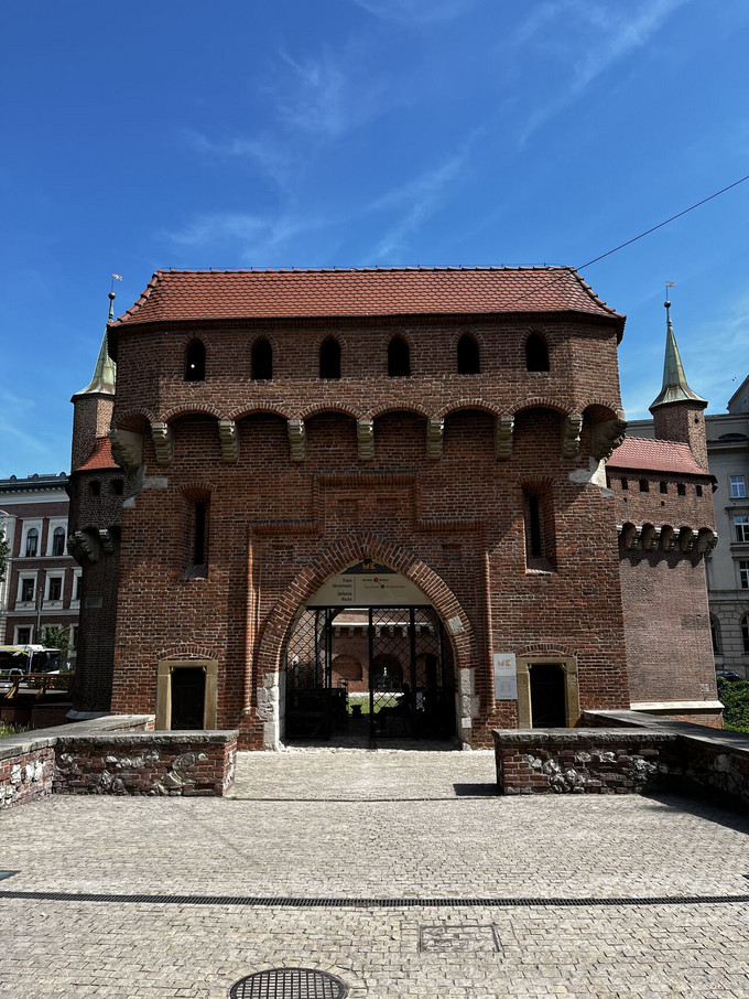 Kraków Barbakan Brama Floriańska2