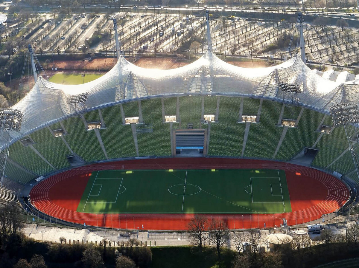 Csm Muenchen Olympiastadion Ref Wikipedia Olympiastadion Muenchen 04e2b4baf8